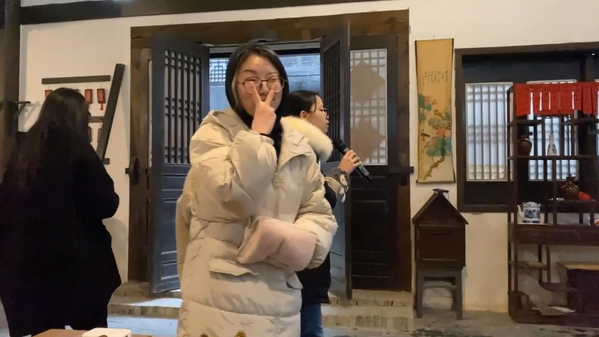 【天真派武林外传】《江湖月报》第二十六期:忙碌的一天,扫地做饭,短剧团队杀青了,唱个KTV